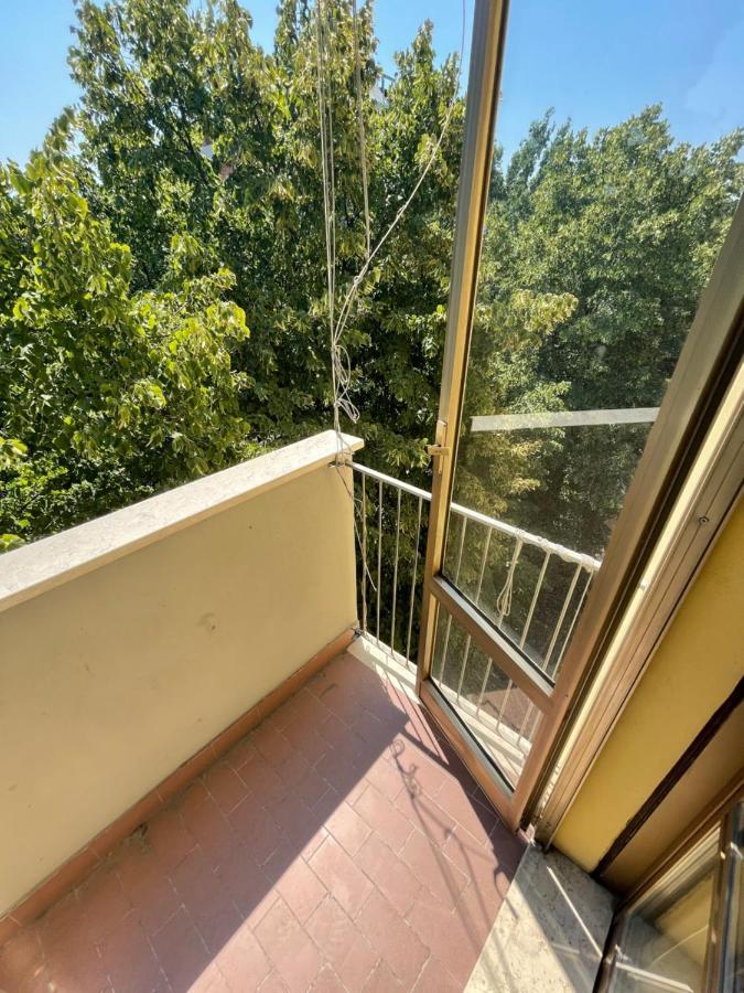 Gramsci First Apartment Modena Ngoại thất bức ảnh